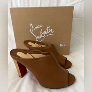 Authentic Christian Louboutin Heels w/ 2 dusk bag